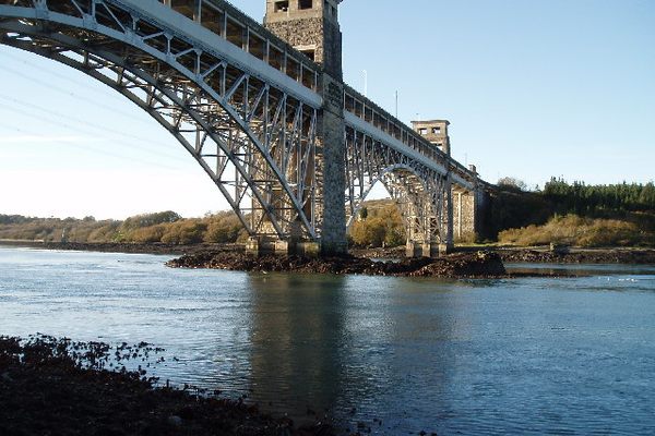 Modern Brittania Bridge