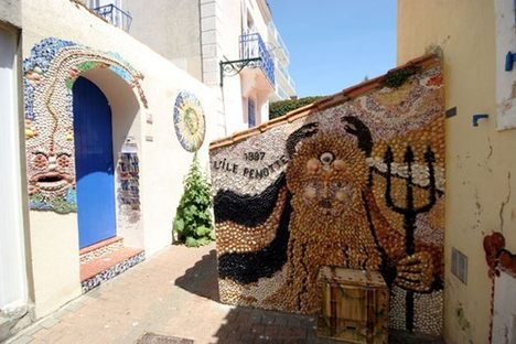 L'île Penotte Seashell Art
