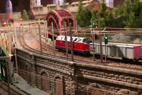 Model train places near me discount