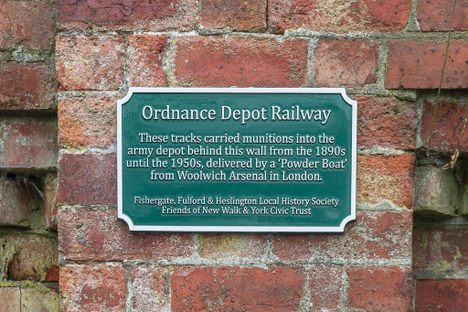 Information plaque
