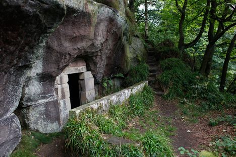 Rowtor Rocks.