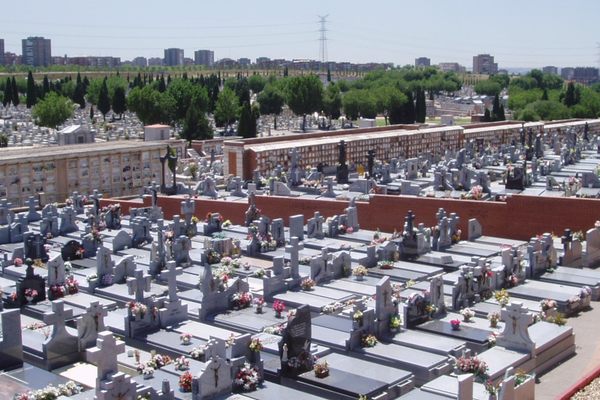 Our Lady of Almudena Cemetery.
