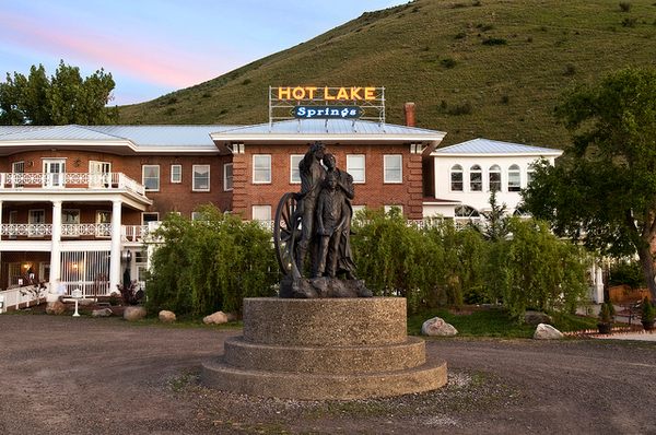 The Lodge at Hot Lake Springs