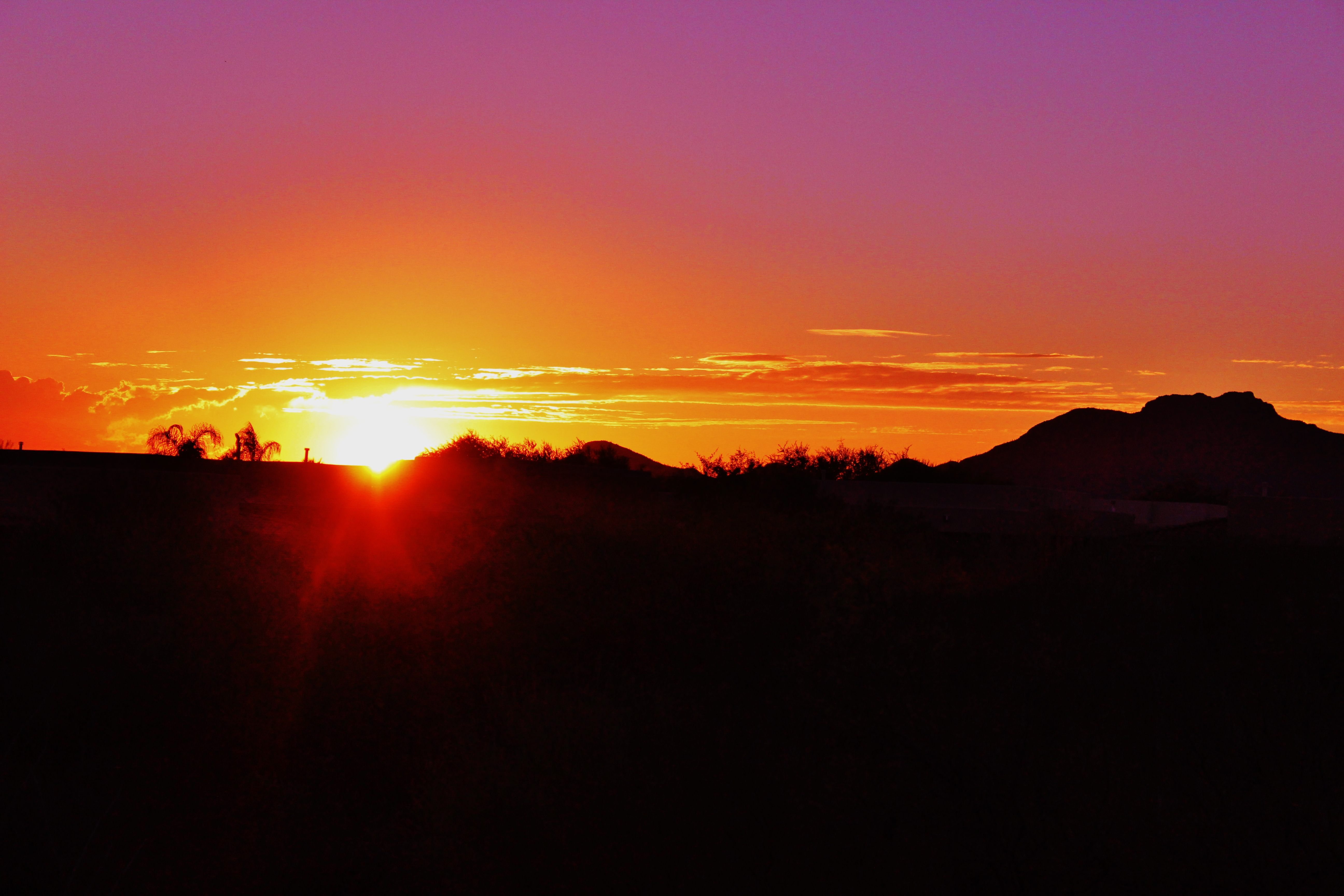 Why Desert Sunsets Are Incredibly Colorful - Atlas Obscura