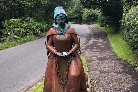Alice Nutter Statue