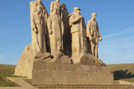 Les Fantômes, Paul Landowski's WWI memorial sculpture.
