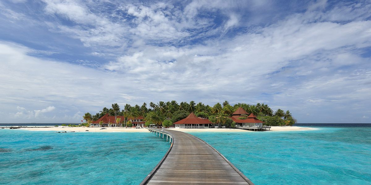 The island of Thudufushi, part of Alifu Dhaalu Atoll, was uninhabited until developers built a five-star resort there in 1990.