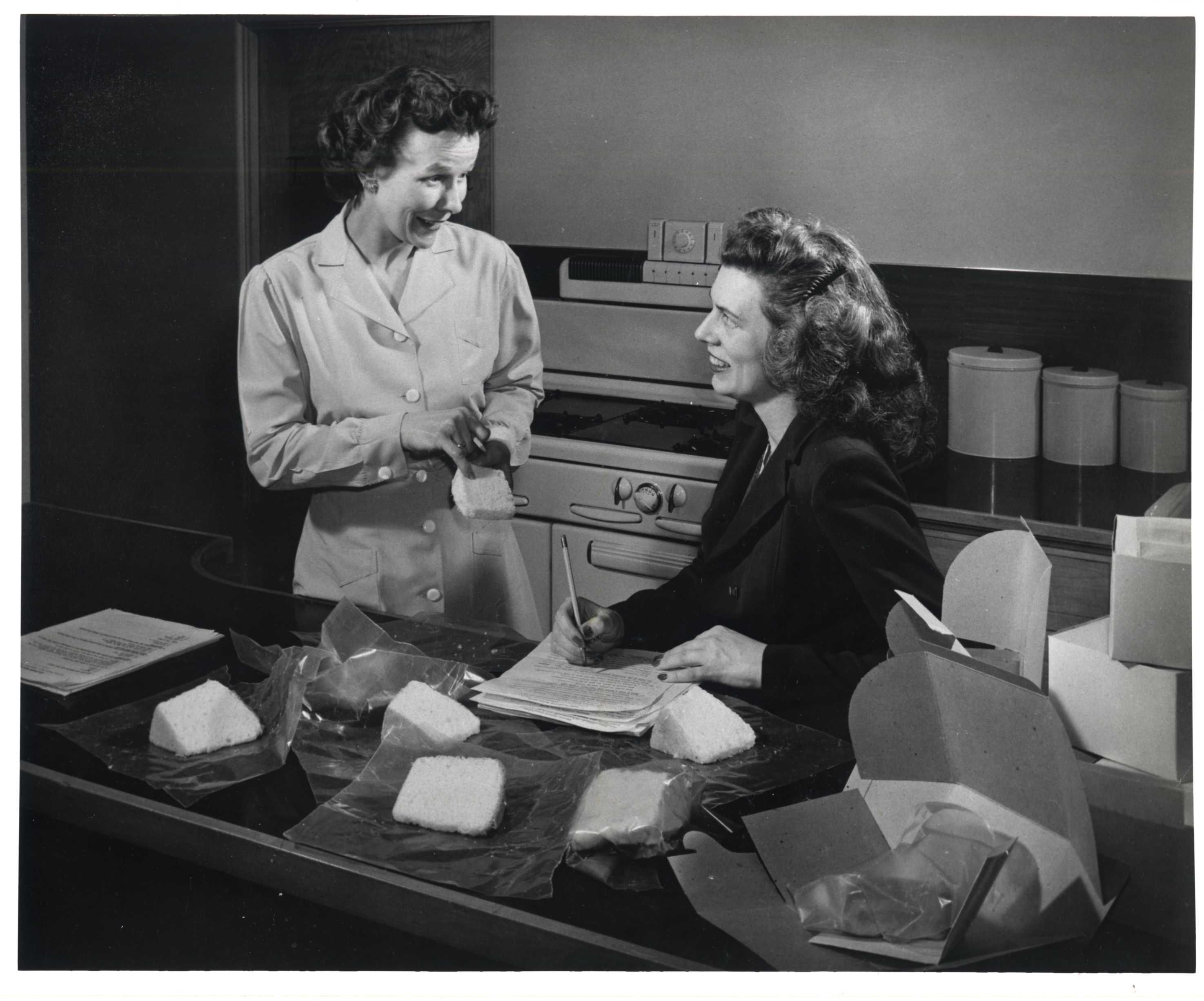 Test-kitchen 'Bettys' reunite to celebrate 100 years of Minnesota icon Betty  Crocker