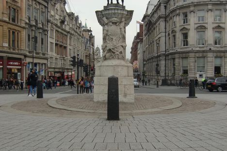 Charles I statue