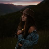 Profile image for daniellelarock