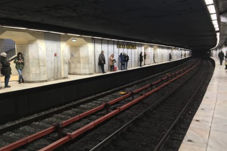 Piața Romană Metro Station