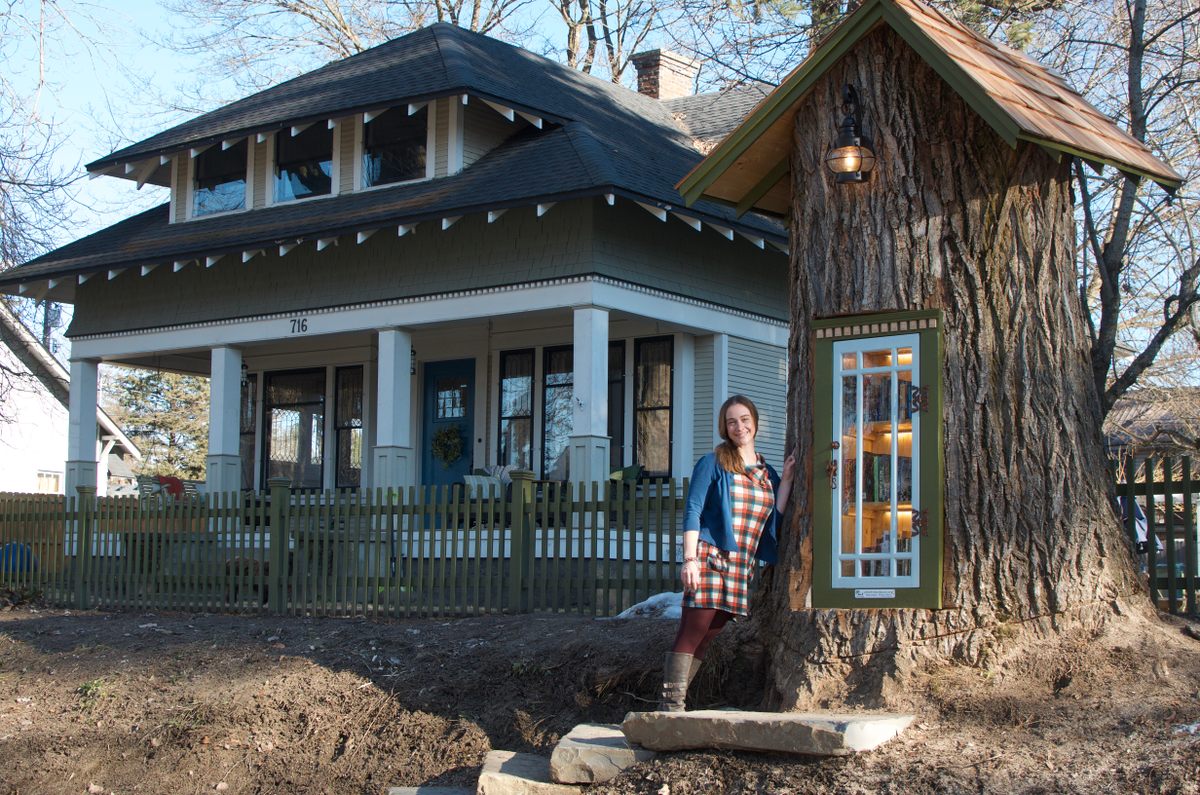 The Most Magical 'Little Free Library' Is Built Right Into a Tree Stump