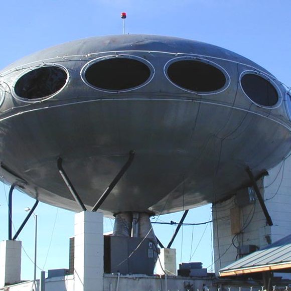 Odyssey 2001 'Spaceship' – Tampa, Florida - Atlas Obscura