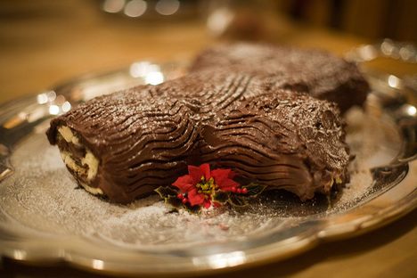 The frosting on Yule log cakes is combed to resemble bark.