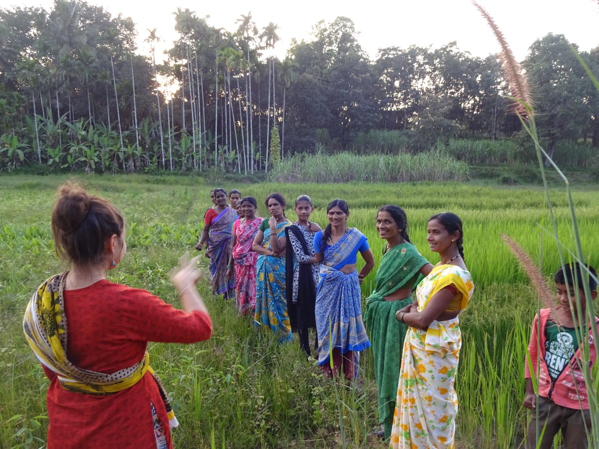 Annadana trains farmers in organic farming methods.