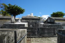 The mausoleum complex of the Kochi clan contains thousands of bodies.