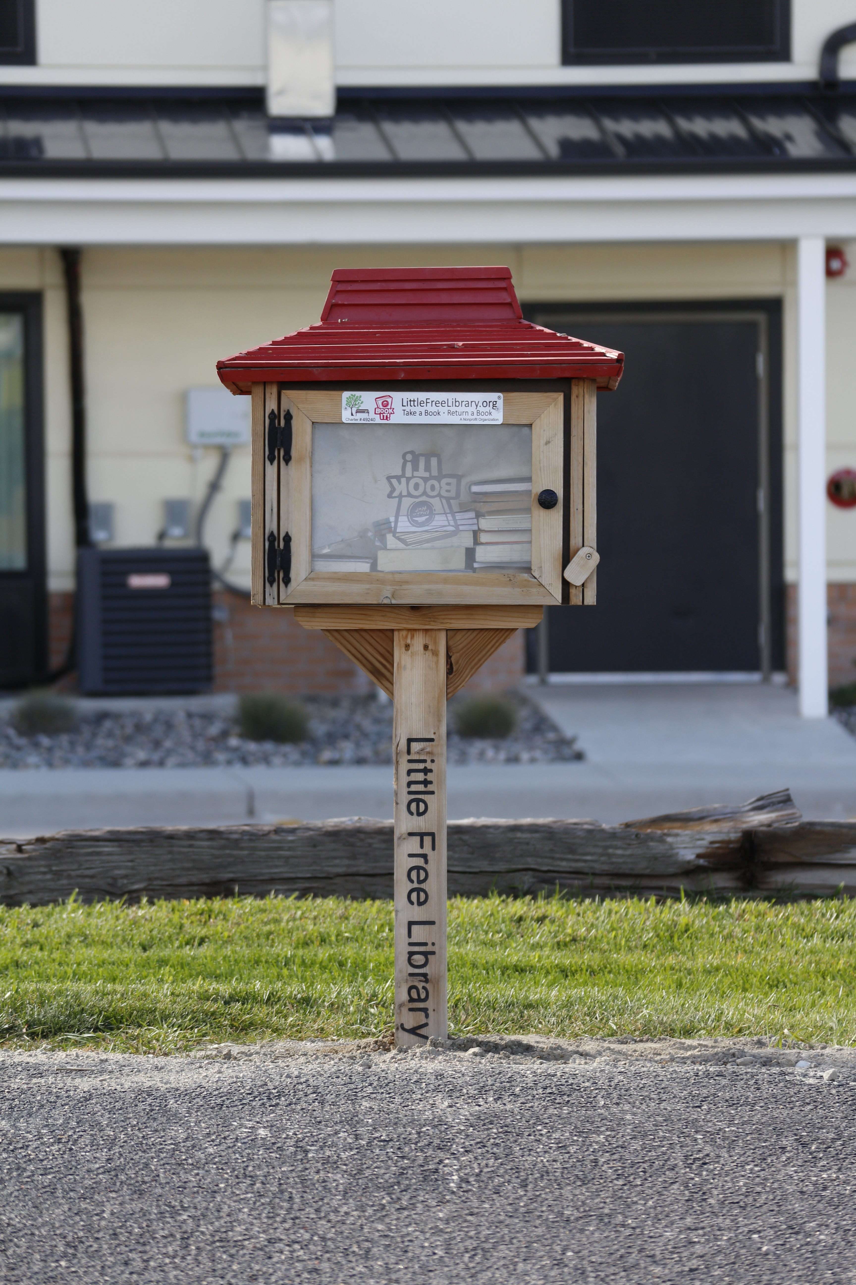 11 Amazing Harry Potter-Themed Little Free Libraries - Little Free