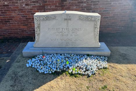 Bobby Jones Grave