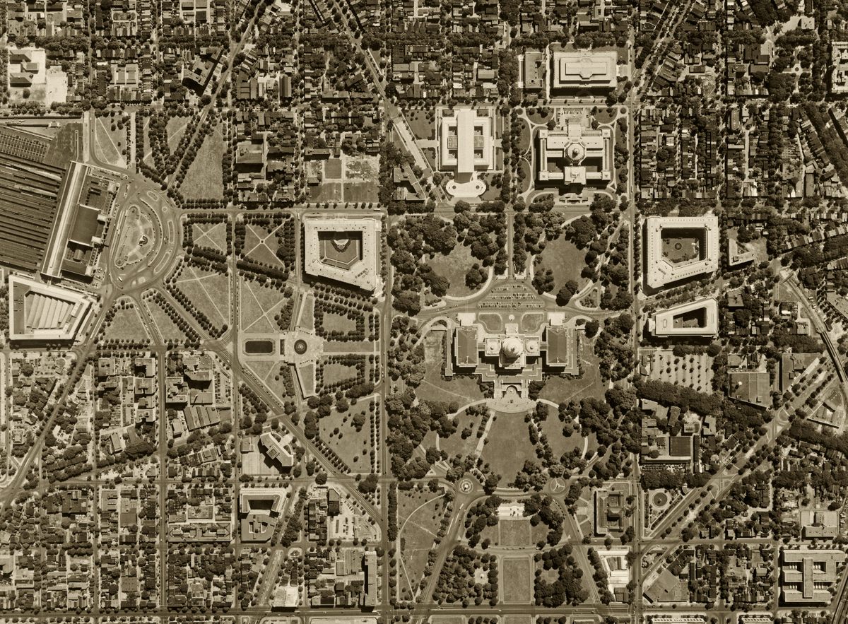 A 1951 aerial photograph, including the United States Capitol, shows the complexity of L'Enfant's design.