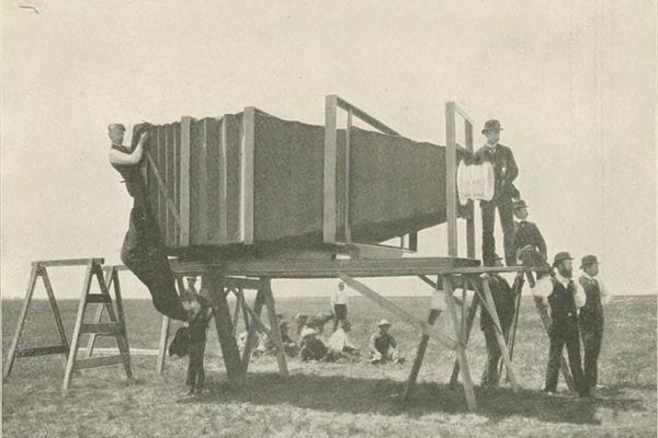 George R. Lawrence and his 1,400-pound camera. 