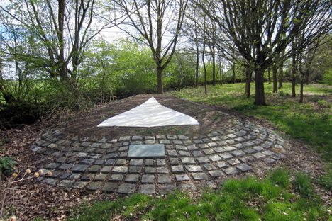 Cublington Spinney memorial