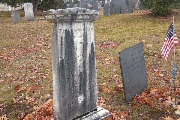 Grave of the Kneeland Sisters