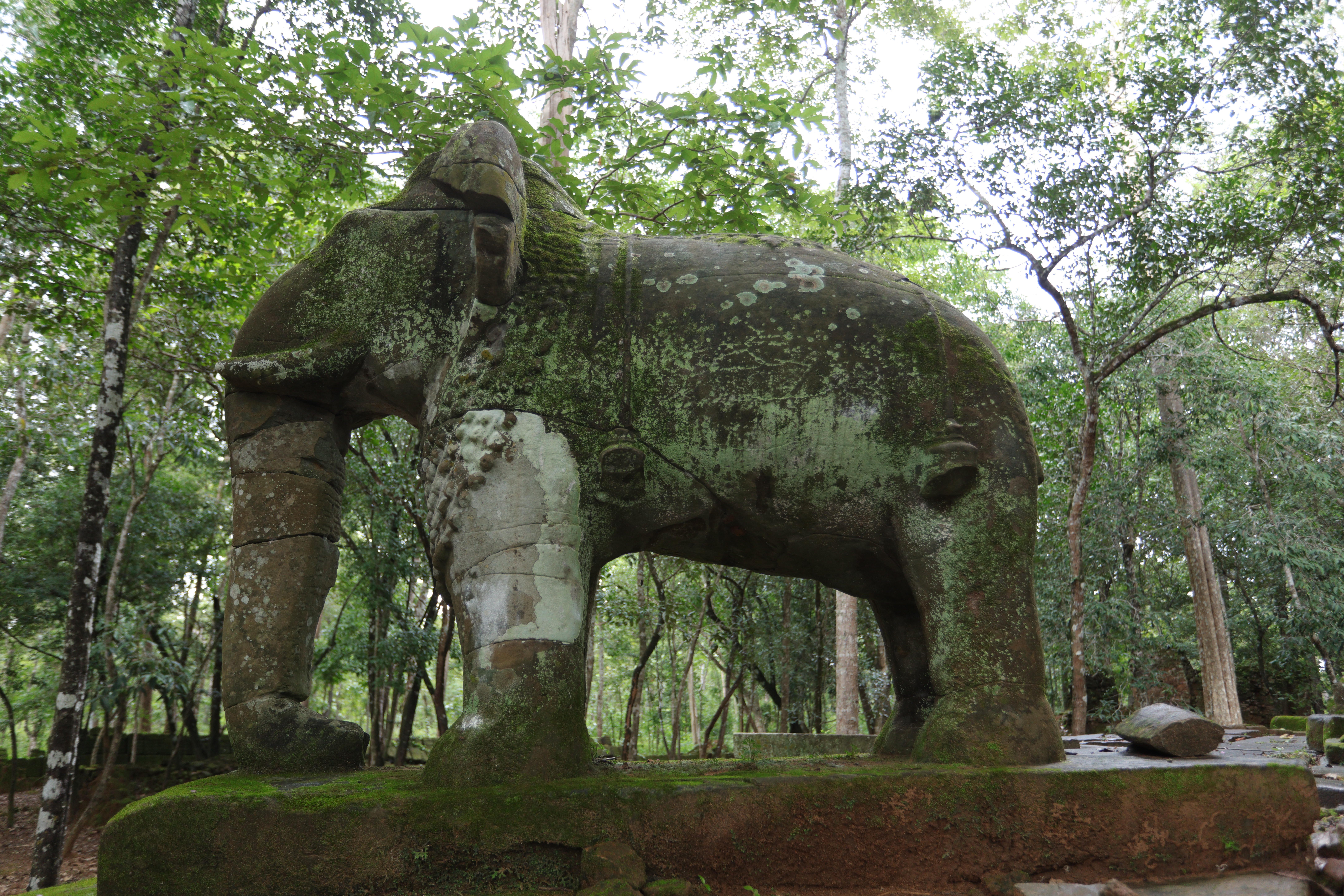A stone elephant at Koh Ker.