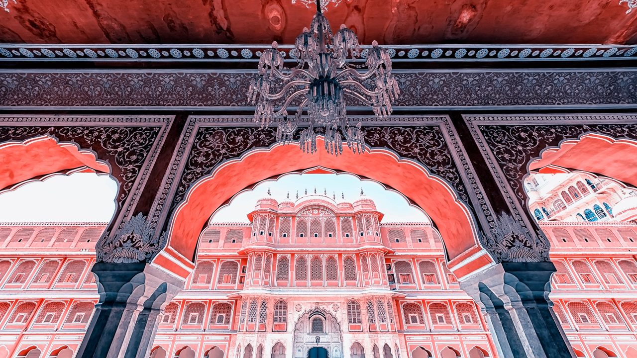 The Jaipur City Palace remains the home of the Jaipur royal family to this day.