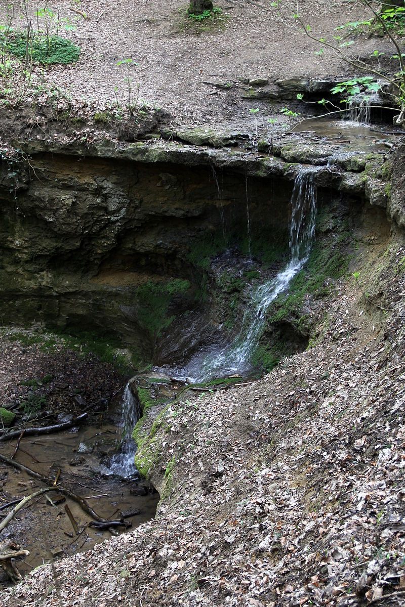 Alcove Springs - Atlas Obscura