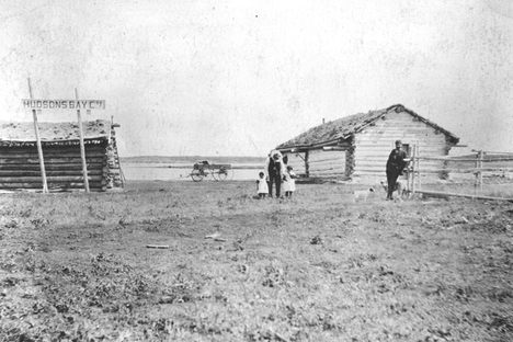 The Hudson's Bay Company's outpost on the&nbsp;shore of Lake Saskatoon, Canada. Gunn traveled&nbsp;1,800 miles between remote trading&nbsp;posts, disguised as a man.