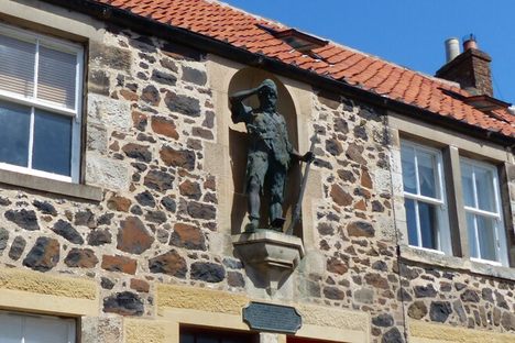 Statue of Alexander Selkirk