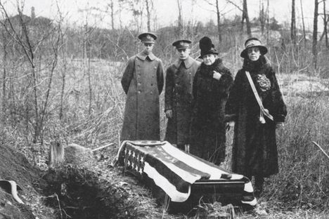 In 1926, the Daughters of the American Revolution joined forces with the U.S. Military Academy to exhume the supposed burial site of Margaret Corbin.