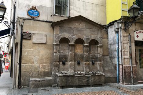 Fuente del Perro.