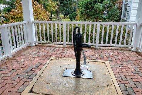 Helen Keller's water pump