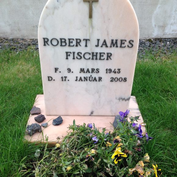 Robert (Bobby) James Fischer