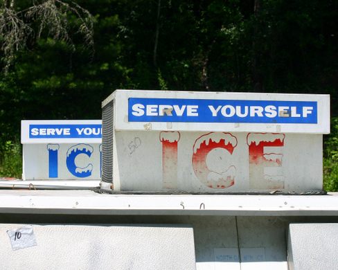 Ice Box Cemetery – Clayton, Georgia - Atlas Obscura