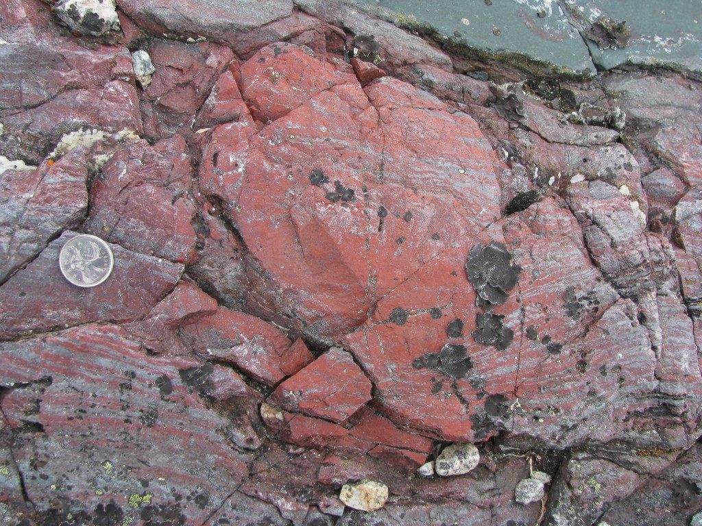 Red rock in Québec.