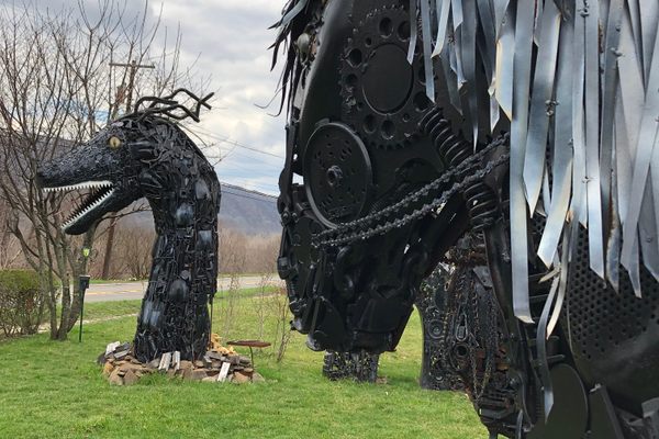 These sculptures stand out in this quiet, rural neighborhood.