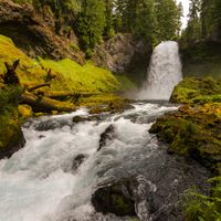 Lost Lake Disappears Down 3 Holes Into Subterranean River - OPB