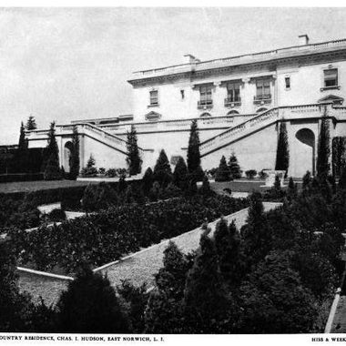The main house as it appeared in 1911