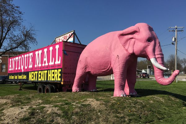 Sign for location. Can be seen from Interstate 55.