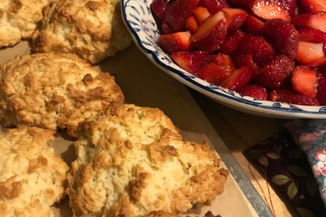 Joan’s Crunchy Strawberry Shortcakes