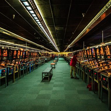 Pinball into infinity. 