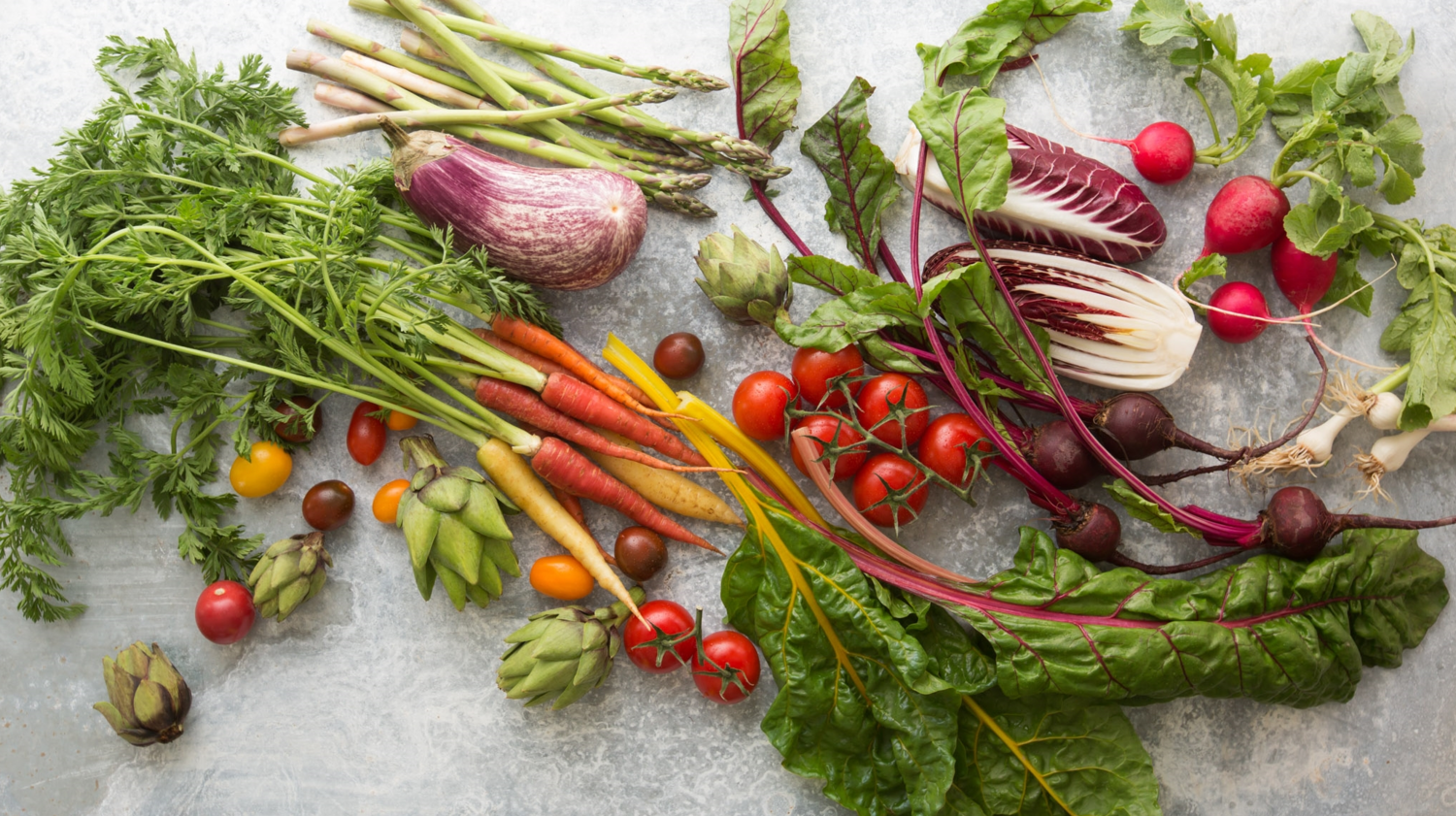 Seasonal veggies, reveling in their unadorned splendor. (Photo: TK/Lisa Homa) 