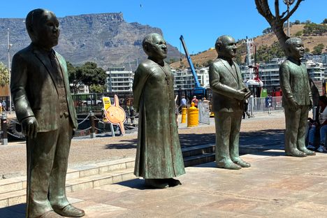 Four South African Nobel Peace Prize winners