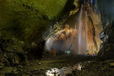 Main chamber illuminated for winch meet