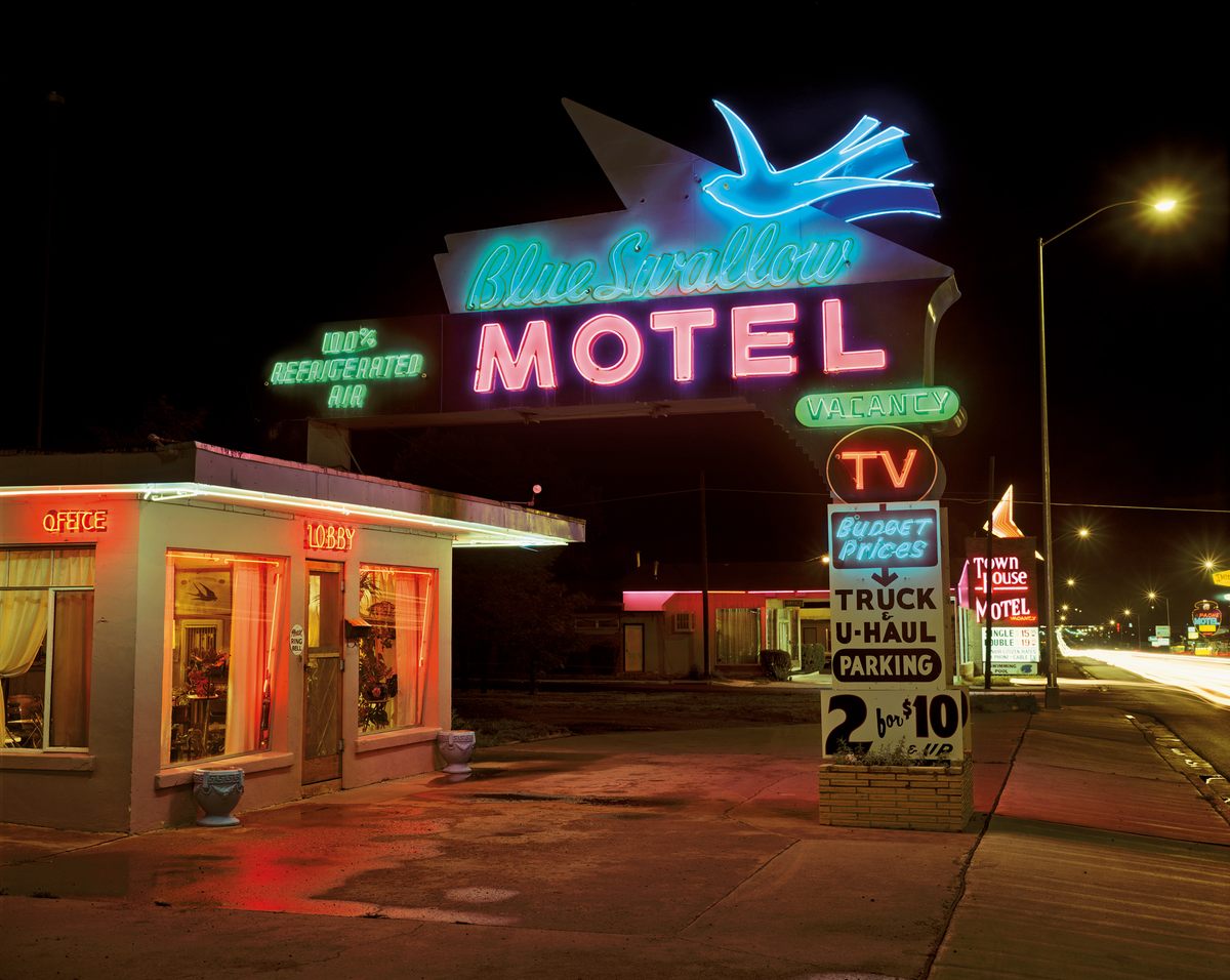 old neon sign Desert Gem Motel