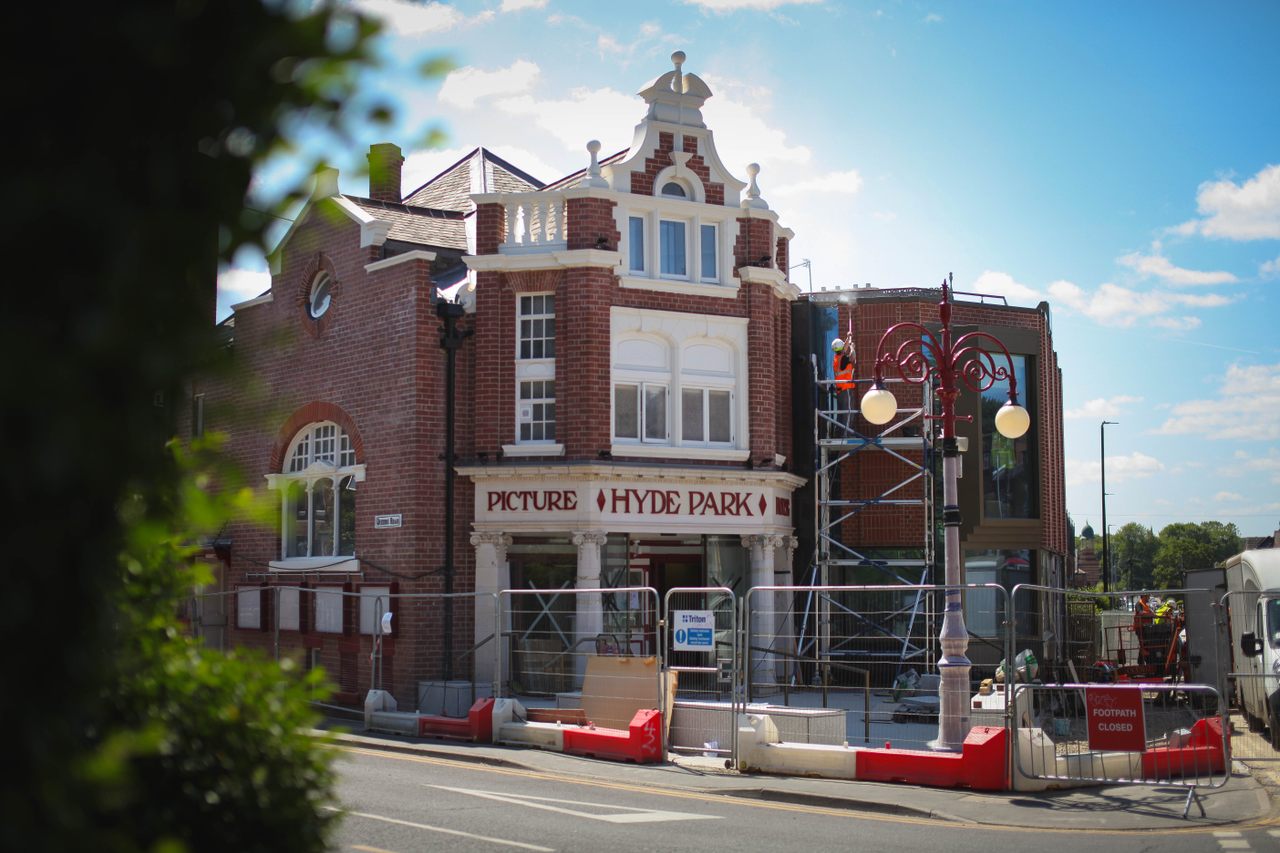 Hyde Park Picture House is the last cinema in the world to be lit by gas lamps.