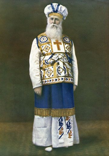 John Alexander Dowie in his robes as Elijah the Restorer, 1904.