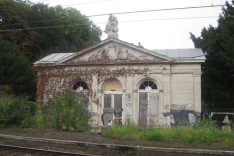 The abandoned station.